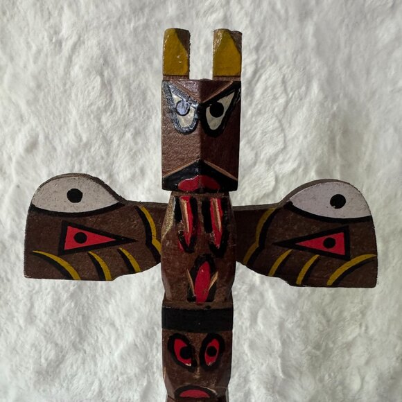 Vintage Handcrafted Wooden Totem Pole Souvenir Hand Painted storyteller piece - Picture 2 of 7